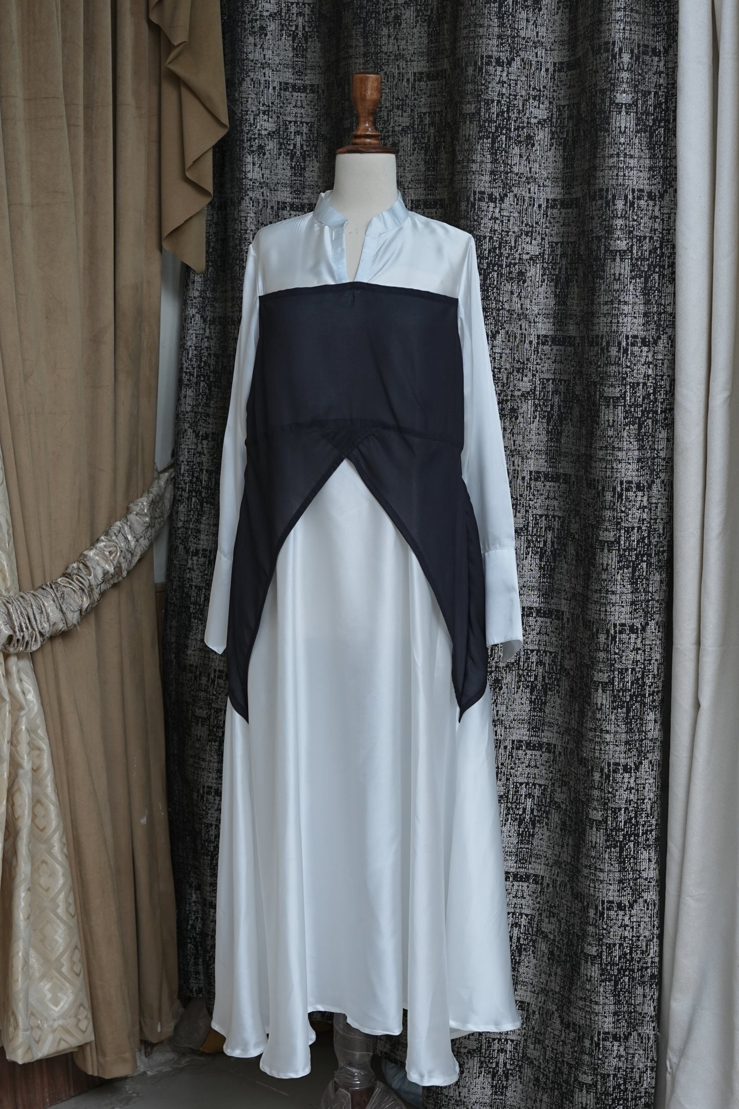 🖤🤍 Black & White Silk-Georgette Tunic Gown | Luxury Chic Designer Wear