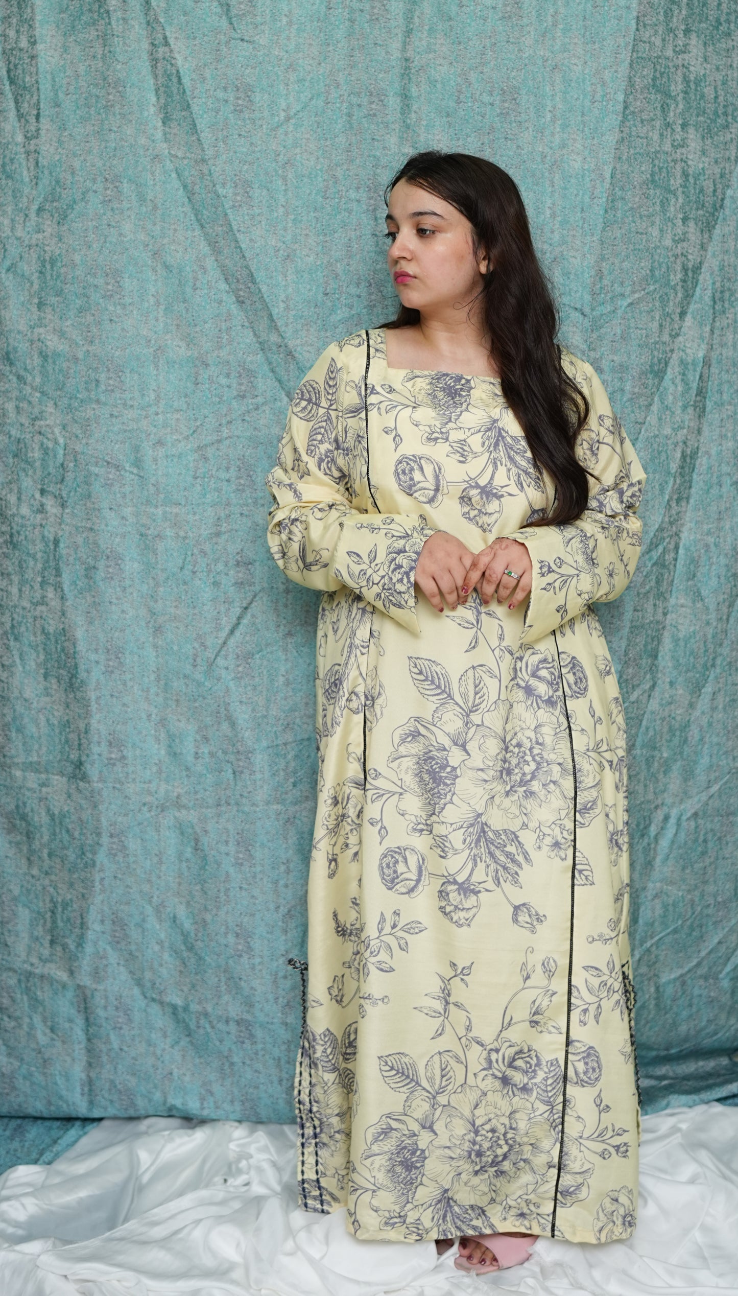 🌺 Mahawar Collection | Bold Floral Print Tunic with Embroidered Edges | Luxury Designer Wear