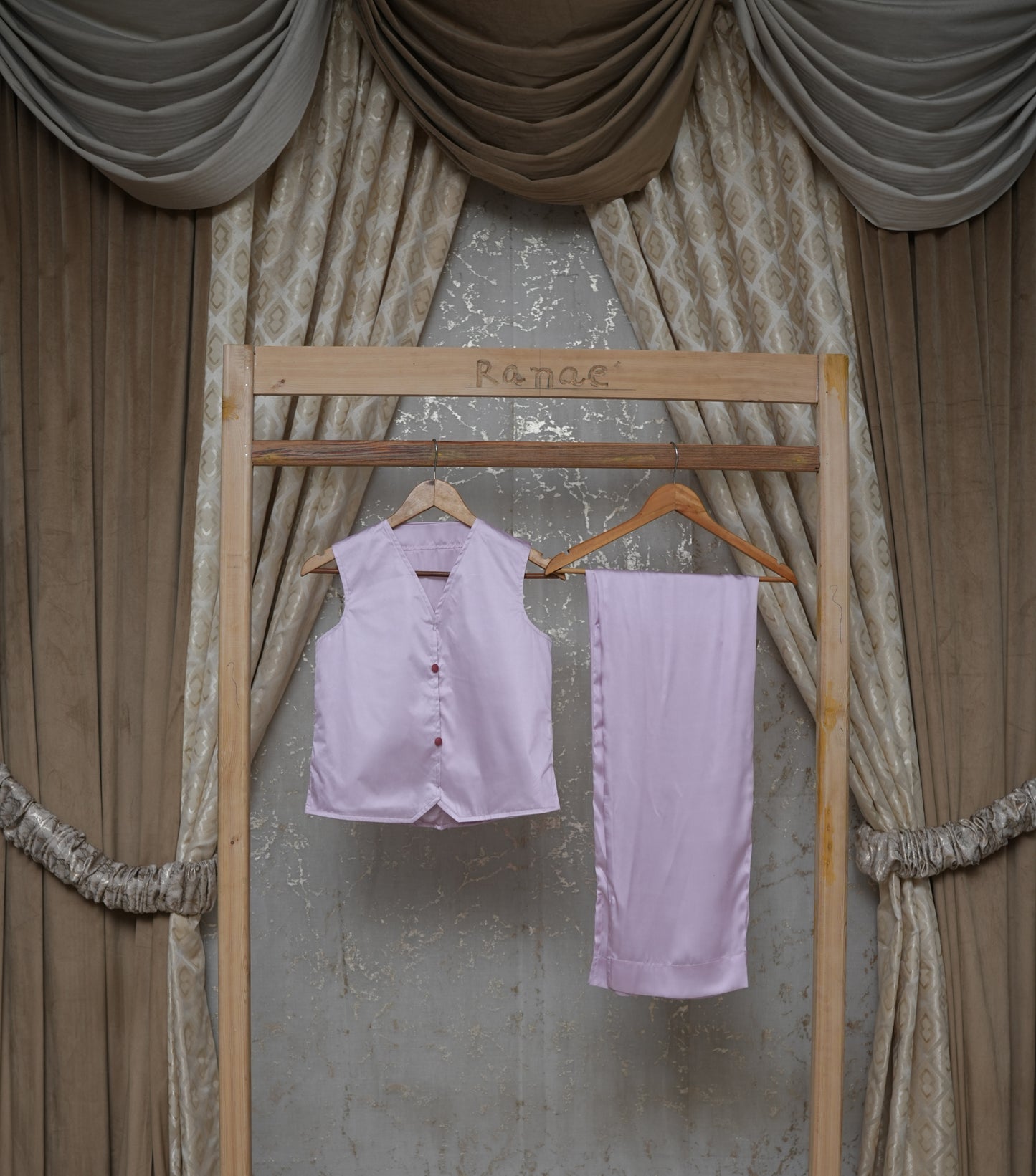 ✨ Sleeveless Silk Co-Ord Set | Waist-Length Top & Pants | Chic Designer Stitching